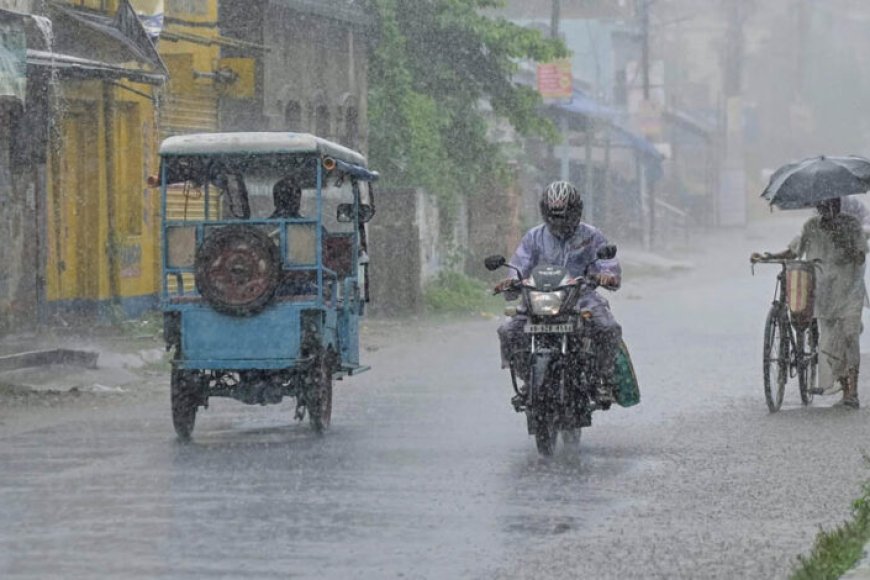 mp-weather-update:-मध्य-प्रदेश-में-फिर-मेहरबान-मानसून,-15-जिलों-में-भारी-से-अति-भारी-बारिश-का-अलर्ट,-4-दिन-जमकर-बरसेंगे-बादल