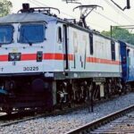 रेल-यात्रियों-की-बढ़ी-मुश्किलें!-माता-वैष्णो-देवी-रूट-की-ट्रेनें-12-घंटे-तक-लेट,-कई-गाड़ियां-डायवर्ट