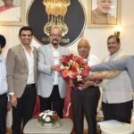 राज्यपाल-डेका-से-निजी-विश्वविद्यालयों-के-पदाधिकारियों-ने-की-भेंट