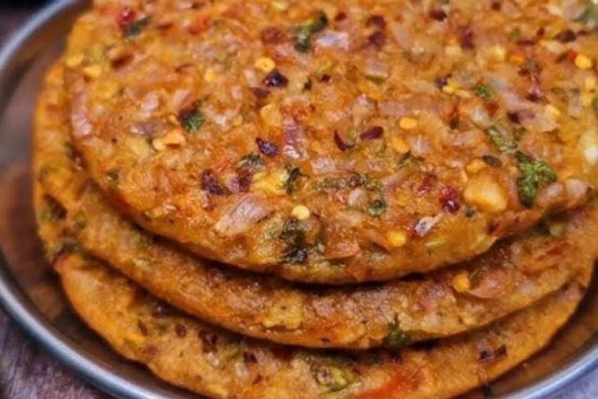 सुबह-के-नाश्ते-में-बनाएं-कुरकुरा-आटा-प्याज-चीला,-आसान-रेसिपी
