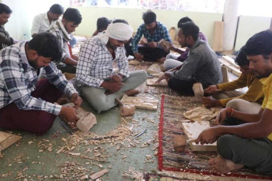 शहडोल-के-जनजातीय-शिल्पकारों-के-सपनों-को-मिल-रही-नई-उड़ान