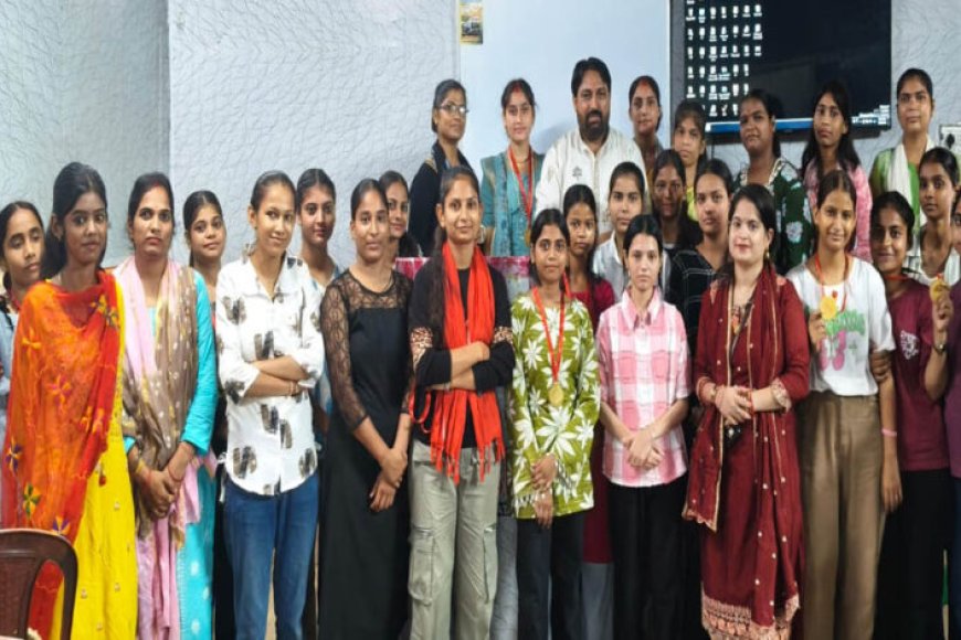 गुरु-पूर्णिमा-महोत्सव-में-गुरु-पूजन-और-प्रतिभा-सम्मान-समारोह-संपन्न,-डॉ.-उमाशंकर-पचौरी-ने-बताया-गुरु-का-महत्व