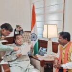 बस्तर-में-सड़क-विकास-को-मिलेगी-नई-गति-:-सांसद-महेश-कश्यप-ने-केंद्रीय-मंत्री-नितिन-गडकरी-से-की-मुलाकात
