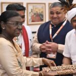 राष्ट्रपति-द्रौपदी-मुर्मु-से-छत्तीसगढ़-के-बस्तर-पंडुम-2026-के-विजेताओं,-परगना-मांझी-और-पद्म-पुरस्कार-विजेताओं-के-प्रतिनिधिमंडल-ने-मुलाकात-की