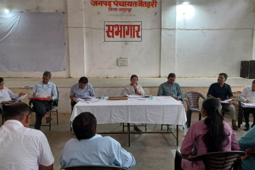 संबल-एवं-सीएम-हेल्पलाइन-प्रकरणों-का-समय-सीमा-में-हो-निराकरण-–-सीईओ-जिला-पंचायत