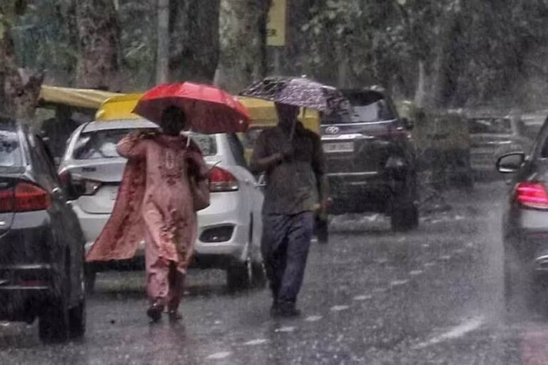 mp-weather-alert:-मध्य-प्रदेश-में-फिर-बदलेगा-मौसम,-9-जिलों-में-आज-मूसलाधार-बारिश;-18%-कम-बरसात-से-43-जिले-प्रभावित