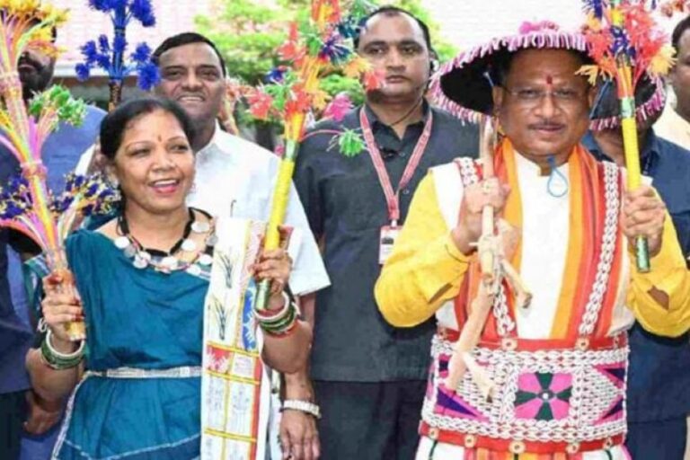 लोक-कलाओं-के-संरक्षण-और-कलाकारों-के-आर्थिक-सशक्तीकरण-की-दिशा-में-संस्कृति-विभाग-की-महत्वपूर्ण-पहल