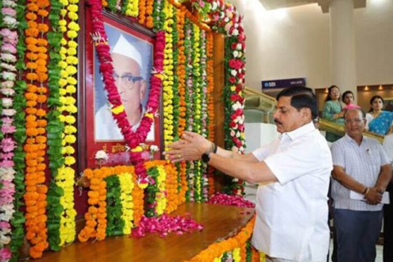 पं-द्वारिका-प्रसाद-मिश्र-का-व्यक्तित्व-और-कतित्व-योगदान-सदैव-रहेगा-प्रेरणास्रोत-:-मुख्यमंत्री-डॉ.-यादव